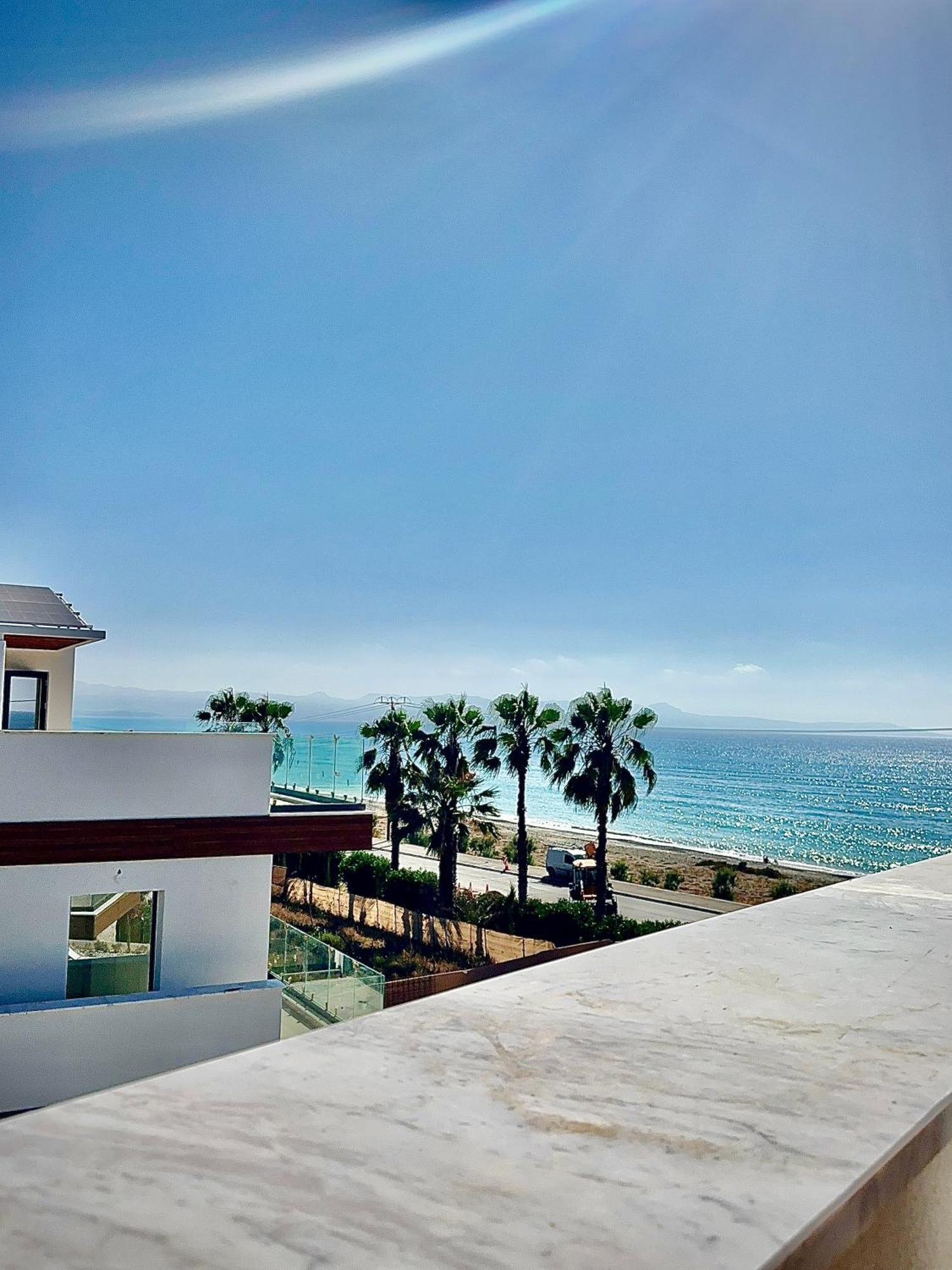Santa Barbara Seafront Villas W Jacuzzi Pool Пафос Екстер'єр фото