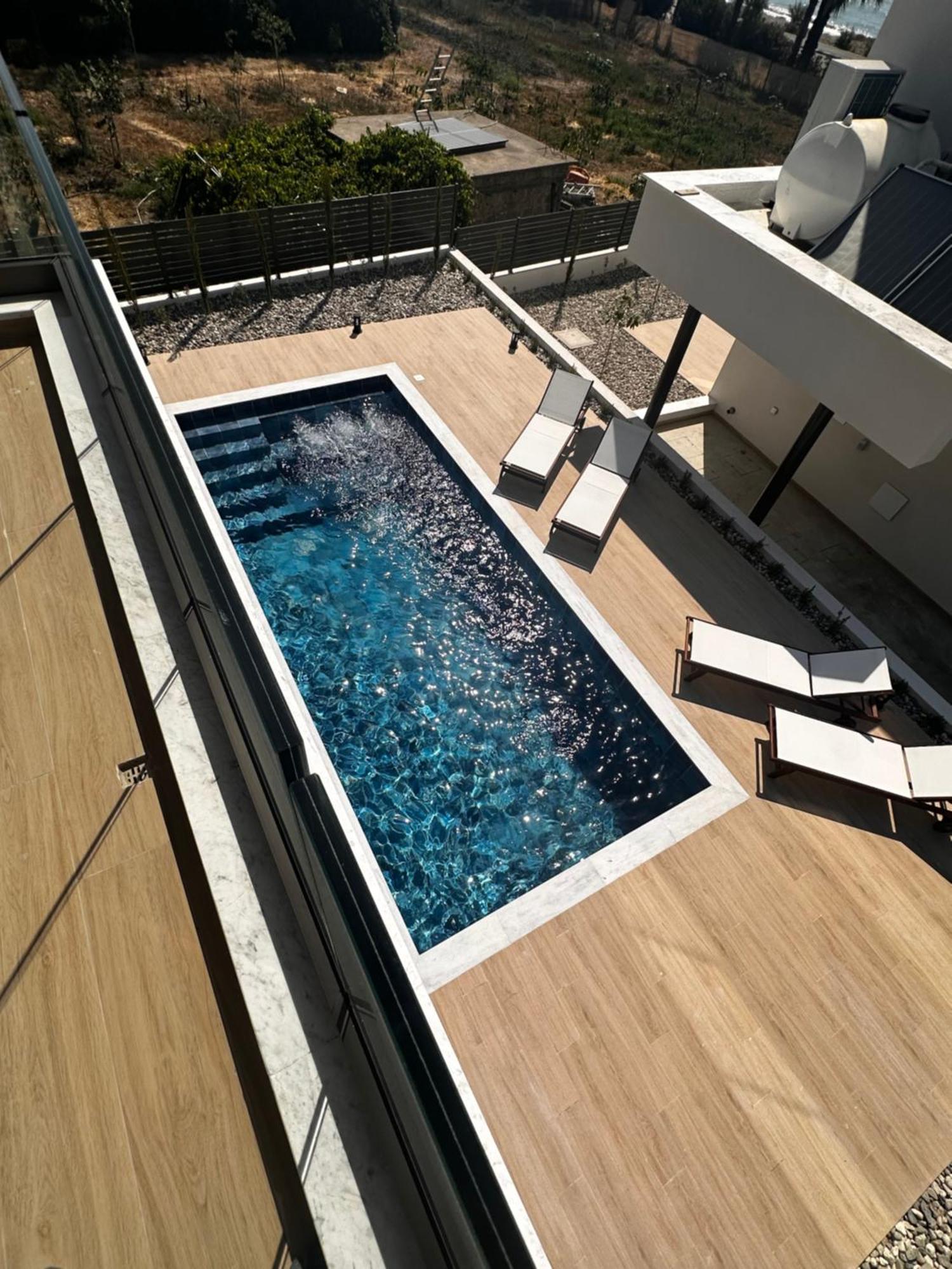 Santa Barbara Seafront Villas W Jacuzzi Pool Пафос Екстер'єр фото
